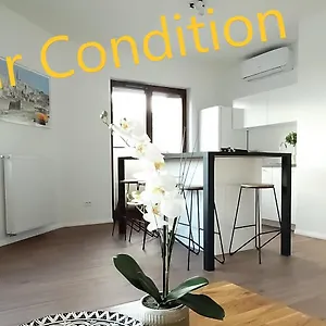 Apartment Port, Warschau