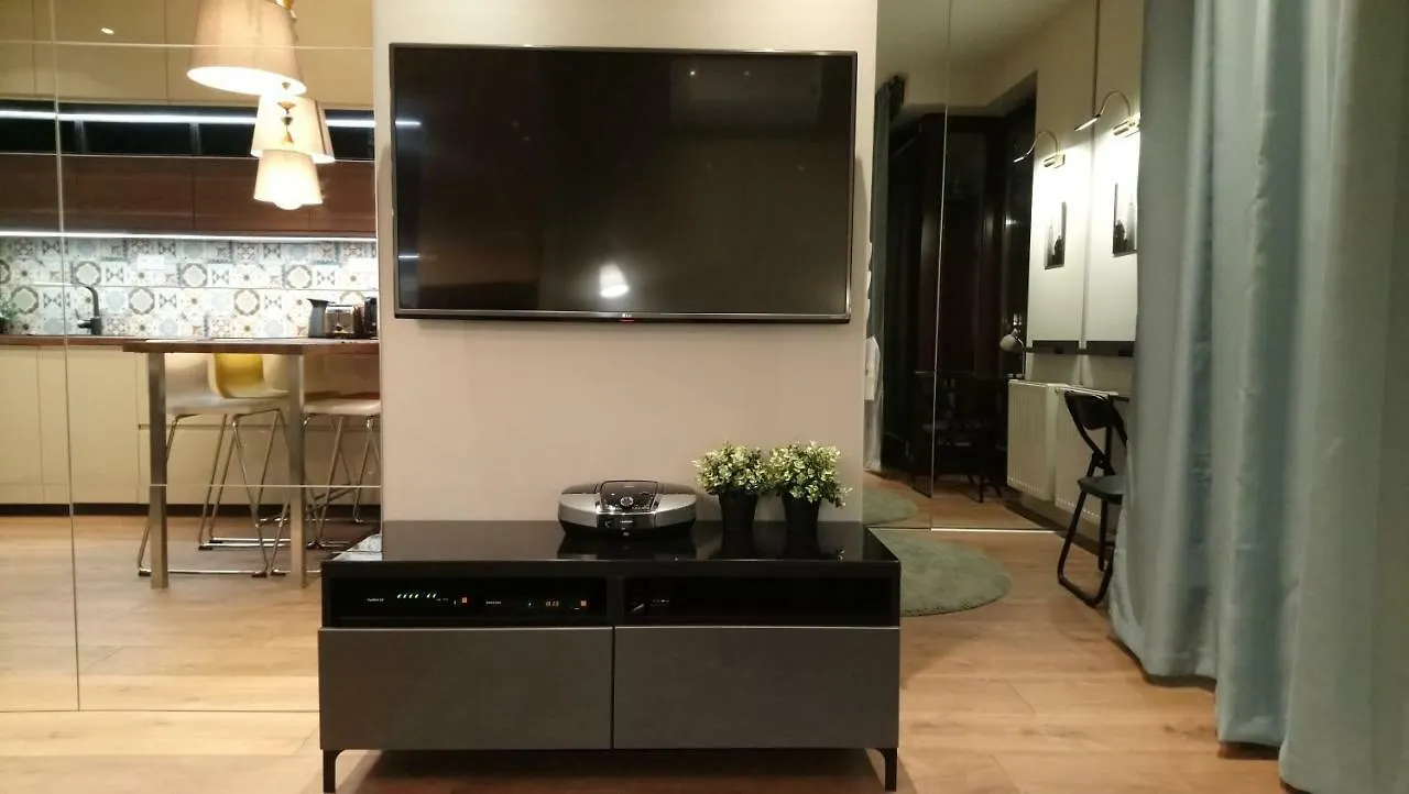 Siedmiogrodzka - Most Handy Location, Aircon & Garage Free Warsaw 0*,