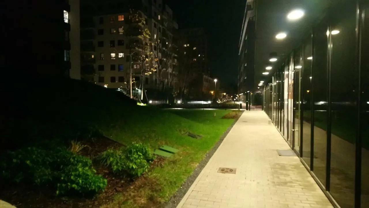 Siedmiogrodzka - Most Handy Location, Aircon & Garage Free Apartment Warsaw