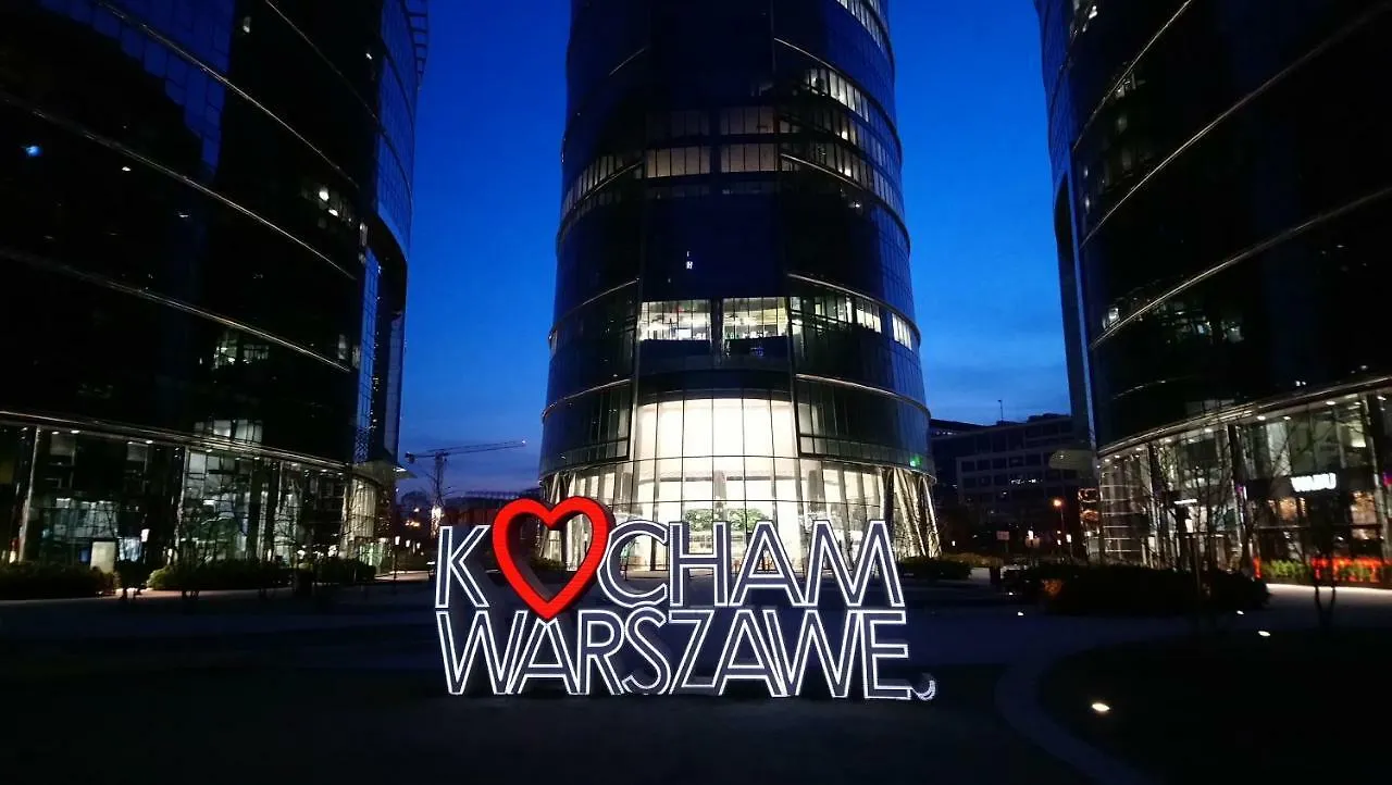 Siedmiogrodzka - Most Handy Location, Aircon & Garage Free Apartment Warsaw