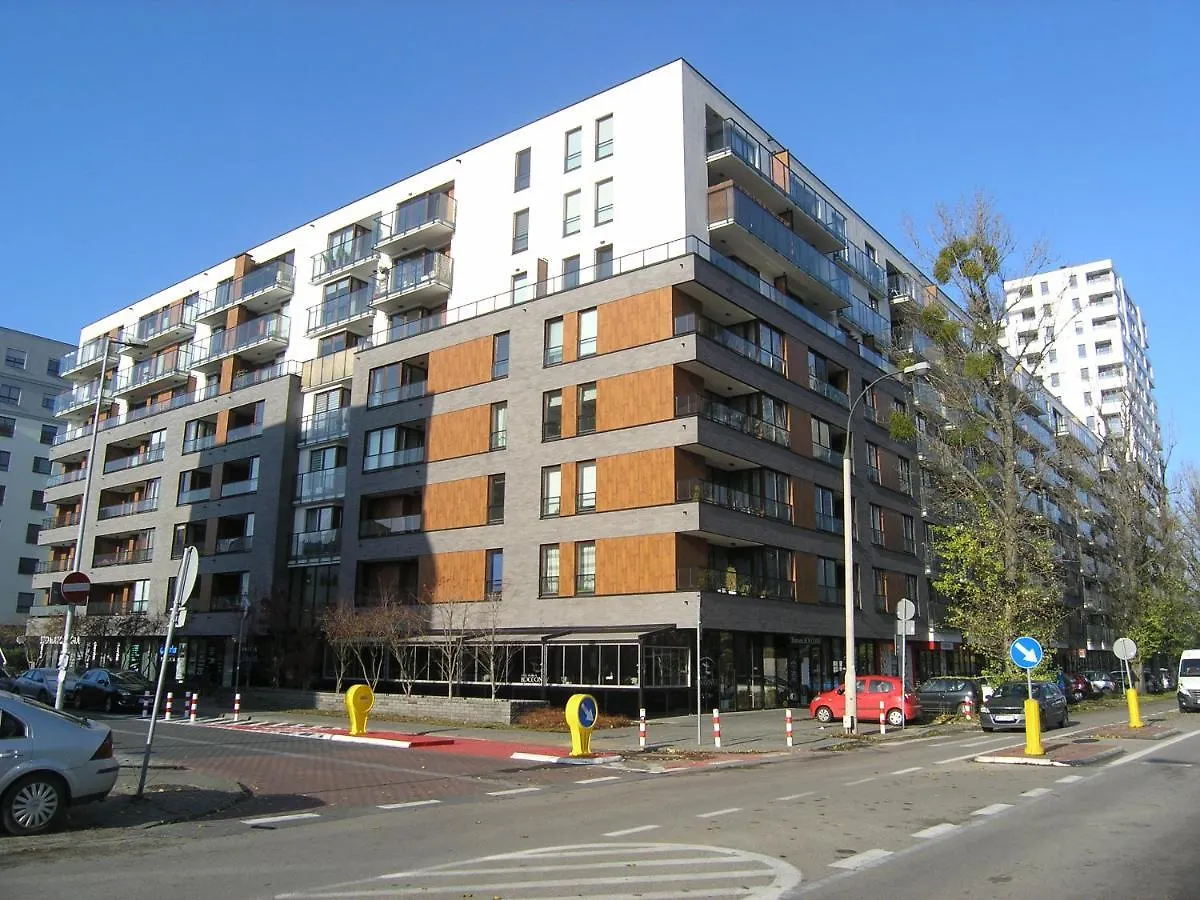 Siedmiogrodzka - Most Handy Location, Aircon & Garage Free Apartment Warsaw Poland